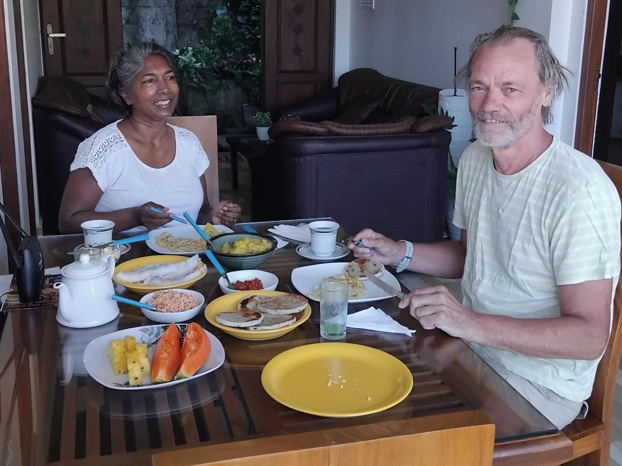 Kelum Homestay 康提 外观 照片