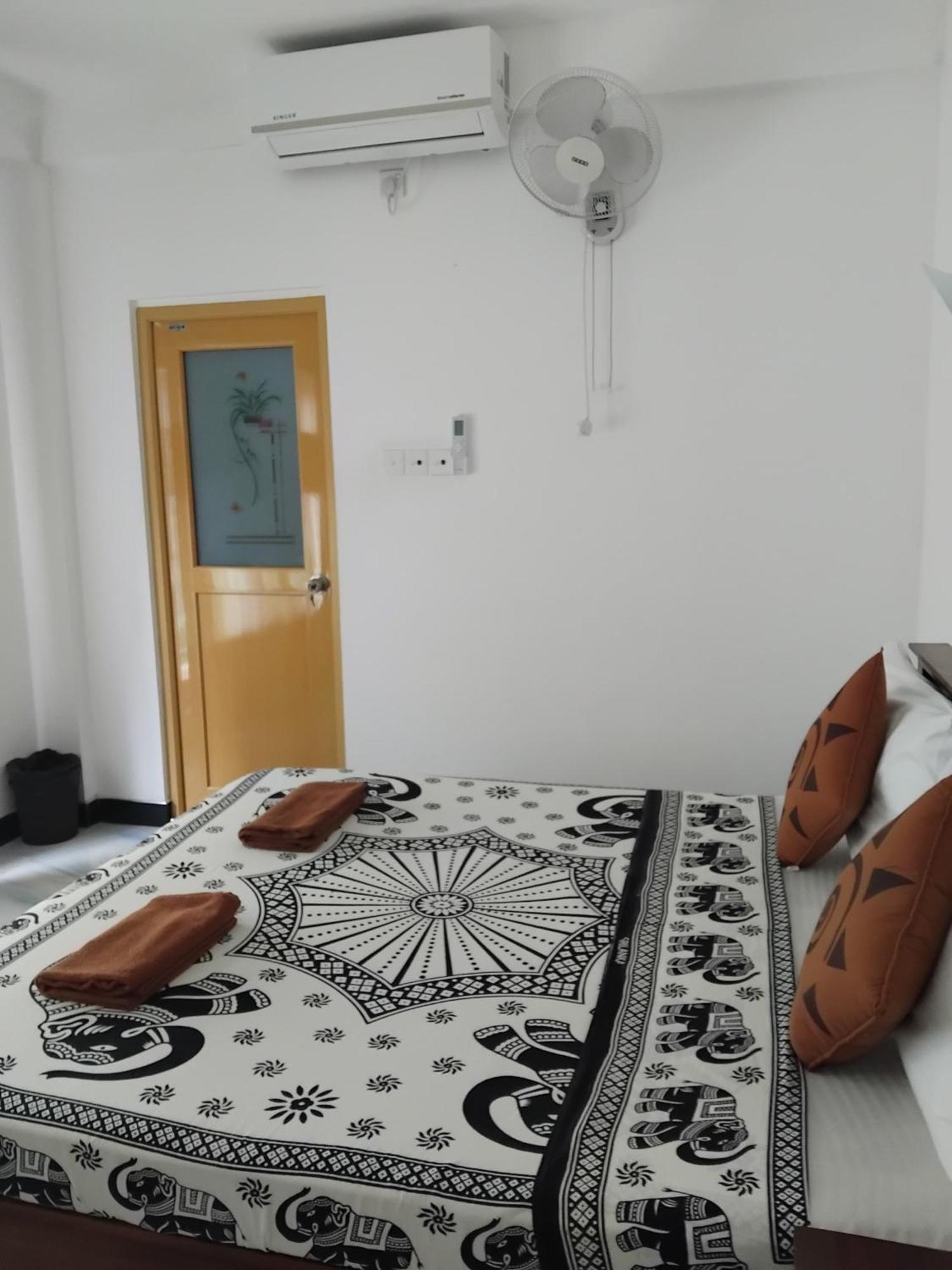 Kelum Homestay 康提 外观 照片